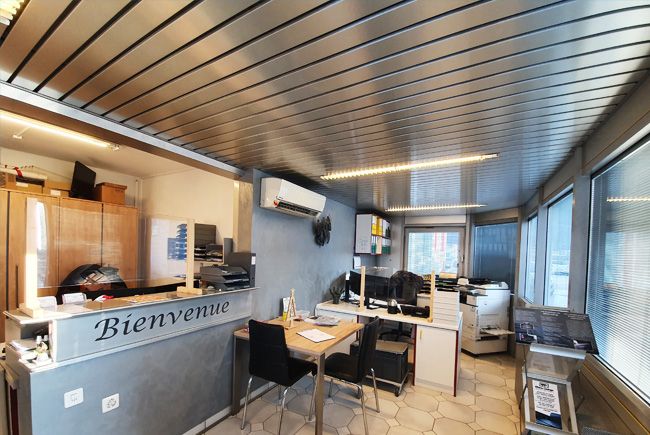 Bureau & réception client